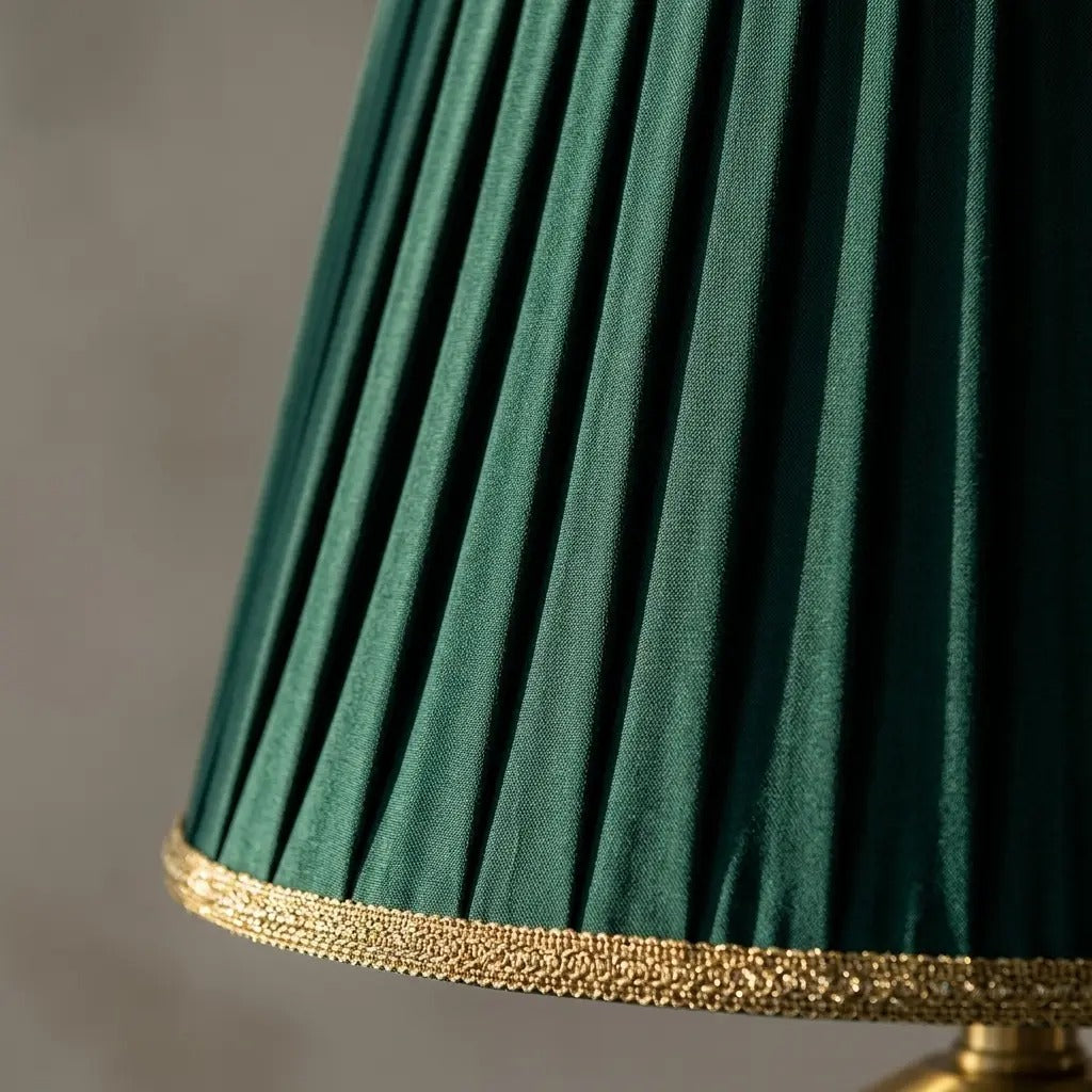 VernaGilt green ceramic table lamp with gold line detail 4